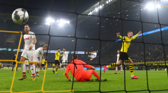 平博下载-皇马对阵皇家马德里英文解说