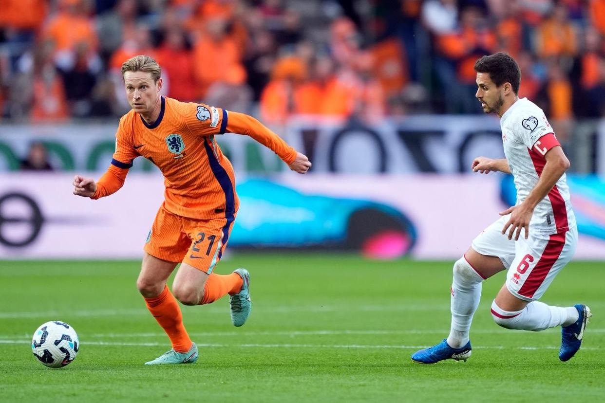 平博-莱万多夫斯基庆祝动作